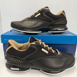 Reebok EasyTone Go Outside Wide Women’s Training Shoes Size 6